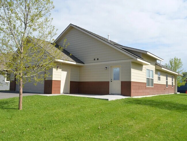 Building Photo - 3895 Potosi St