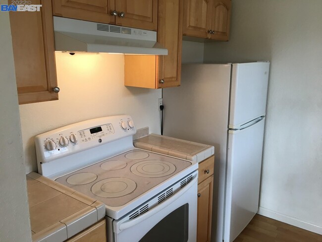 Building Photo - 2313 Peppertree Way