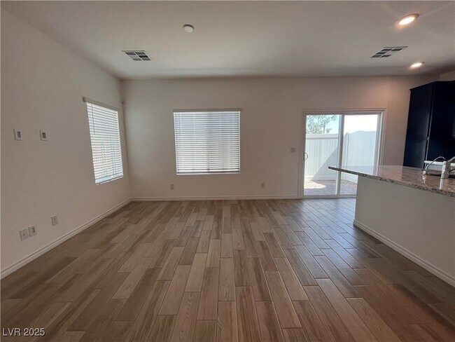 Foto del edificio - 3741 Canis Minor Ln