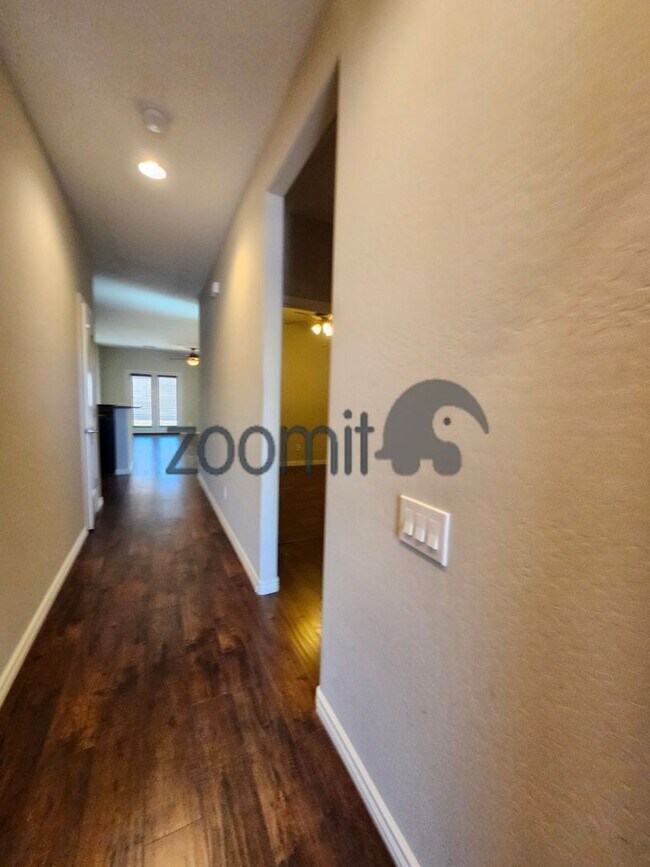 Building Photo - COMING SOON  EARLY MAY - Beautiful Single Level Home 3 bedrooms  2 bath