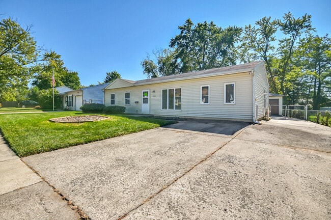Building Photo - 4329 Whitehall Ln