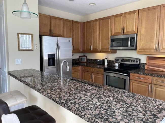 Photo - 552 NW 39th Cir House