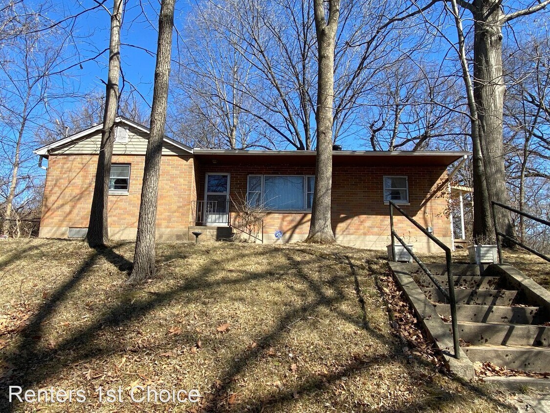 Primary Photo - 2 br, 1 bath House - 371 Adrian Dr.