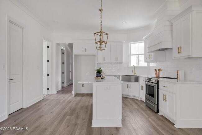 Foto del edificio - 104 Gideon Rd