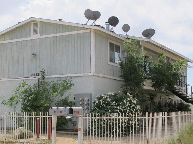 Building Photo - 10933 Aztec Ln