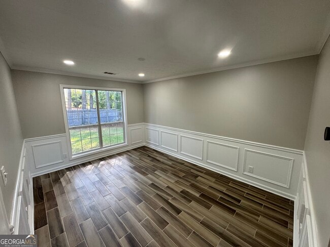 Building Photo - 2080 Racquet Club Cir NW