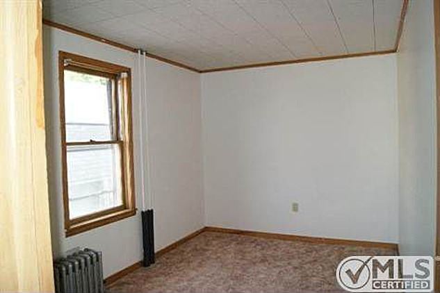 Building Photo - 429 E High St