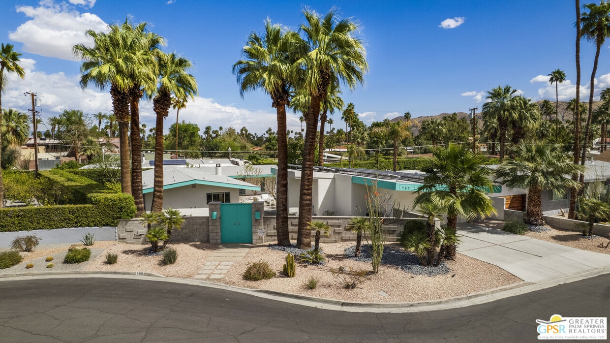Primary Photo - 780 S Palo Verde Ave