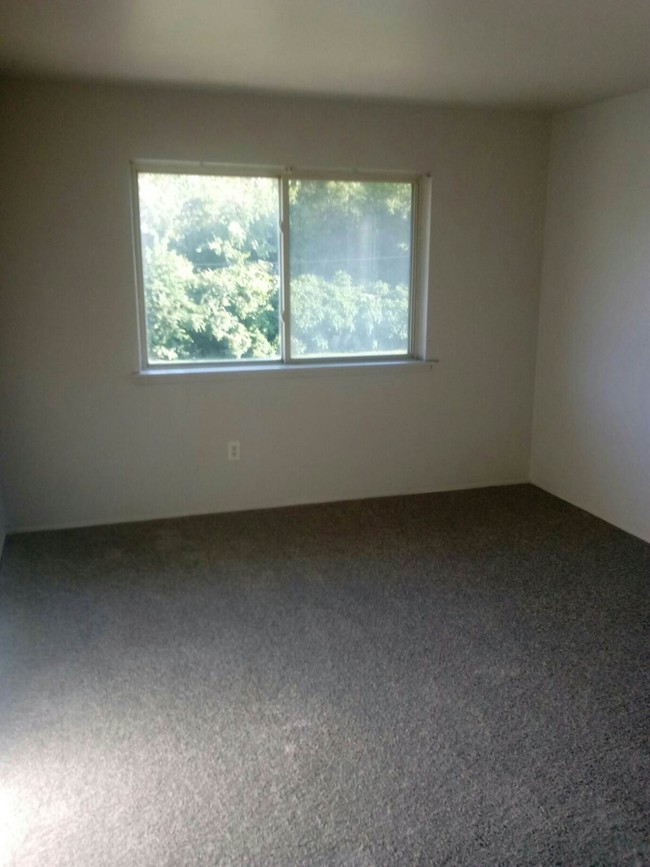 Foto del edificio - 36777 Sibley Rd