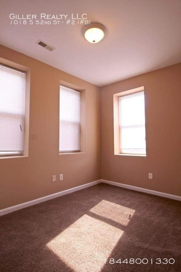 Building Photo - 4 bedroom in Philadelphia PA 19143