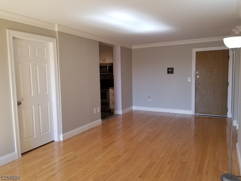 10 N Wood Ave Unit 507, Linden, NJ 07036 Apartment for Rent in Linden
