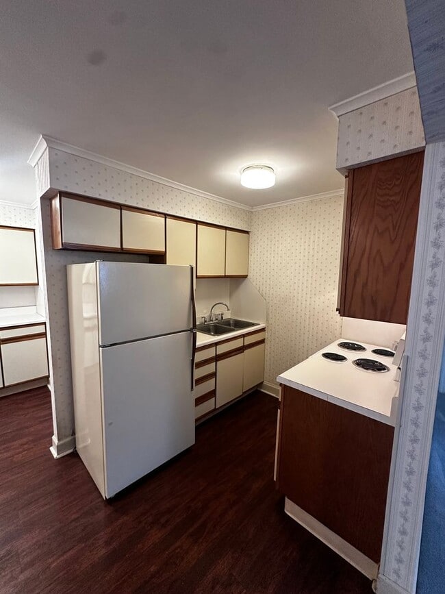 Building Photo - 255 Market St