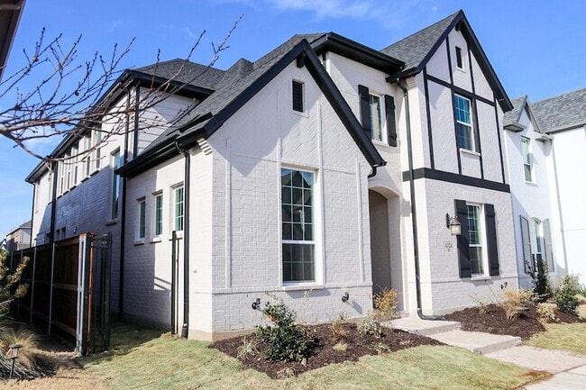 Foto del edificio - 4324 Smokey Quartz Ln