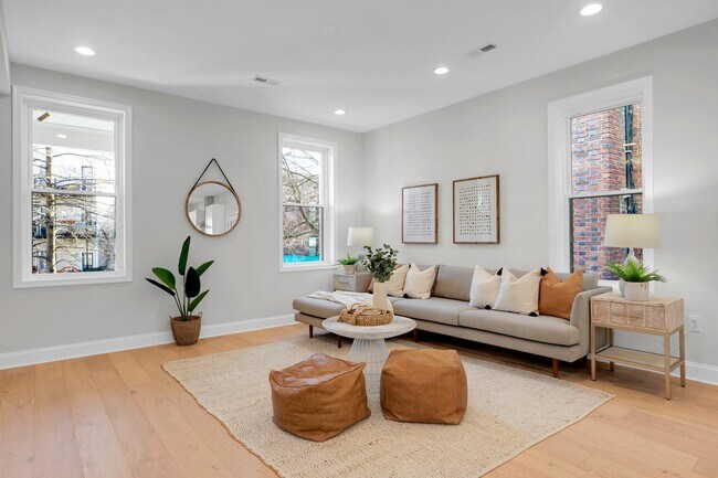 Foto del edificio - 227 S St NW