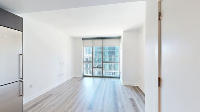 Interior Photo - 399 Fremont