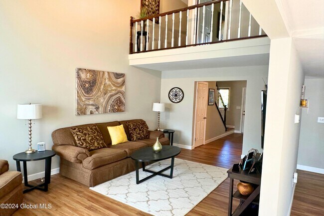 Foto del edificio - 23 Mohawk Trail