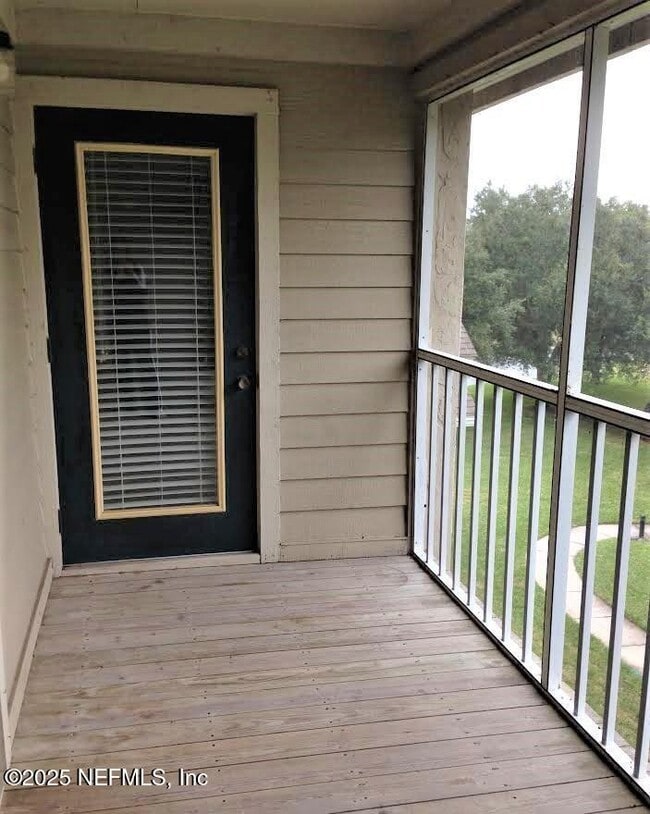 Building Photo - 800 Ironwood Dr