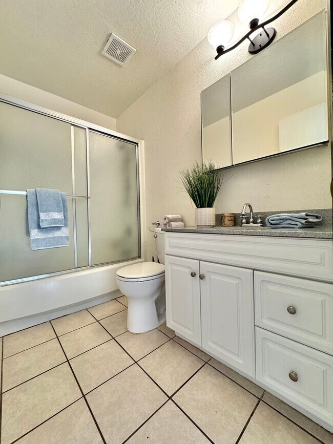 Foto del edificio - 2 bedroom apartment