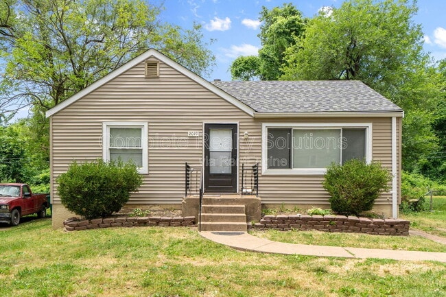 Building Photo - 2019 Raven Dr