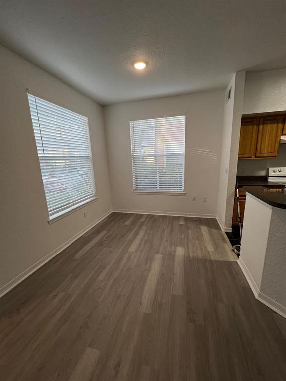 Foto del edificio - 5963 Westgate Dr