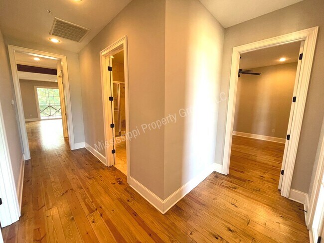 Photo - 3BR/3BA For Rent House