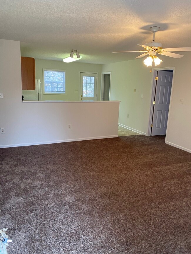 Building Photo - 351 Brookfield Dr