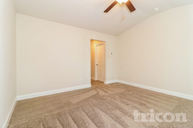 Interior Photo - Tricon Trickum Hill