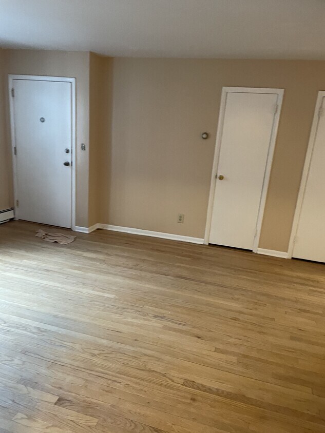 250256 Ridgefield Ave Apartments in Bogota, NJ