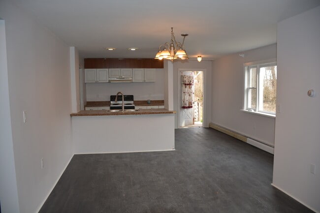 Building Photo - 106 Kersey Dr