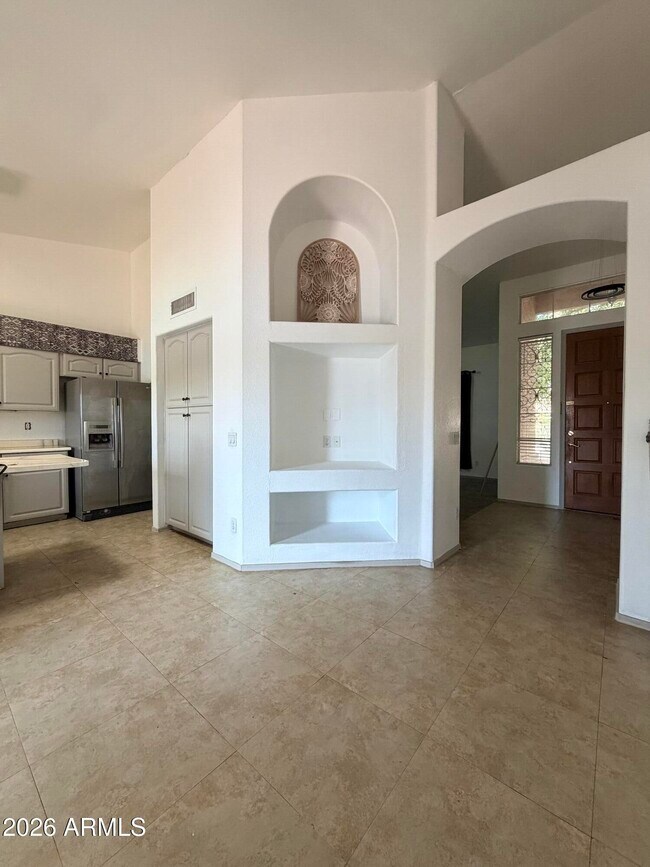 Building Photo - 5215 W Tonopah Dr