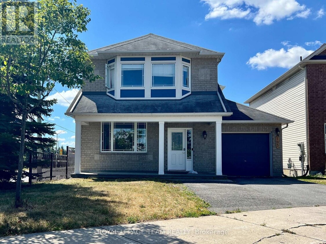 Photo principale - 195 Harbour View St