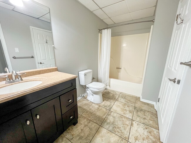 Building Photo - The Piazza at Jenkintown
