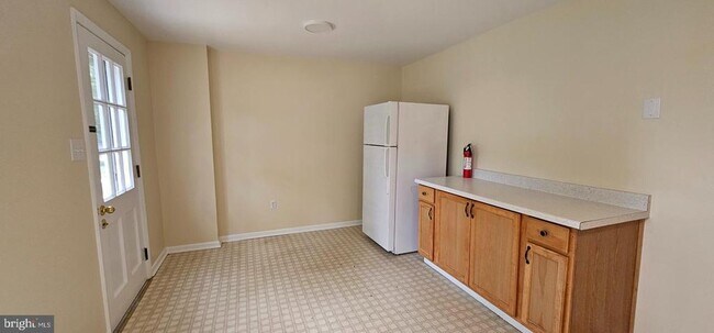 Foto del edificio - 222 E Whitlock Ave