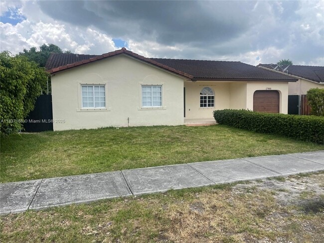 Building Photo - 17900 SW 154th Ct