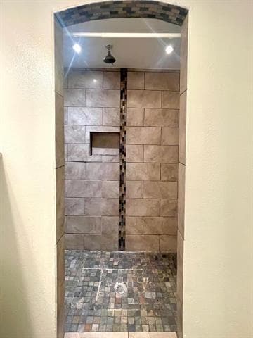 Building Photo - 307 E Mitchell St