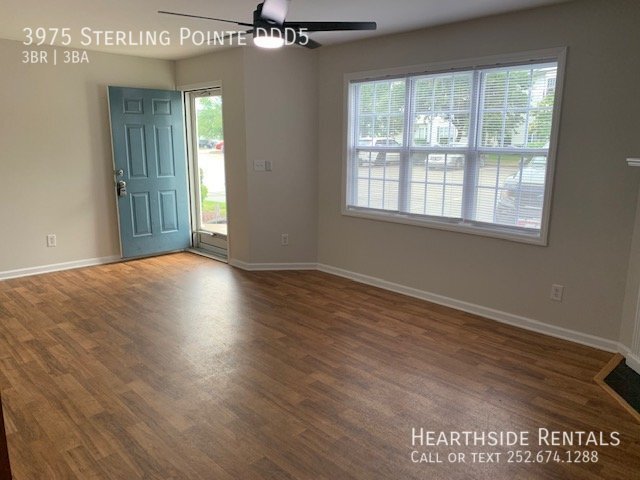 Foto del edificio - 3975 Sterling Pointe Dr