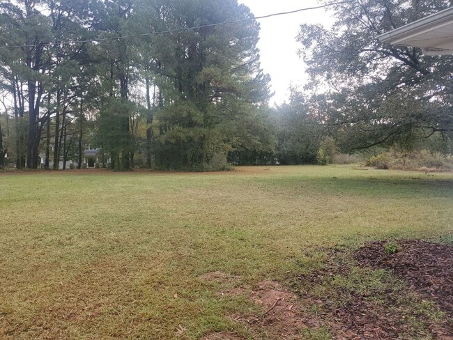 Foto del edificio - Newly Renovated 3 bedroom Single Family Ho...