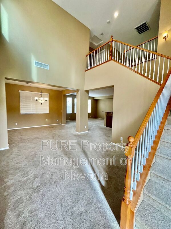 Building Photo - 6148 Pine Banks Ct