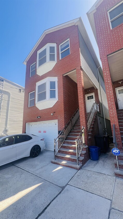 Foto principal - 20 Everett St