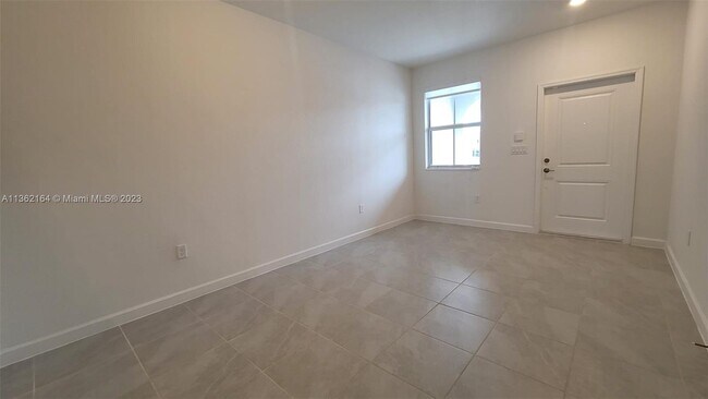Foto del edificio - 2611 SE 11th St