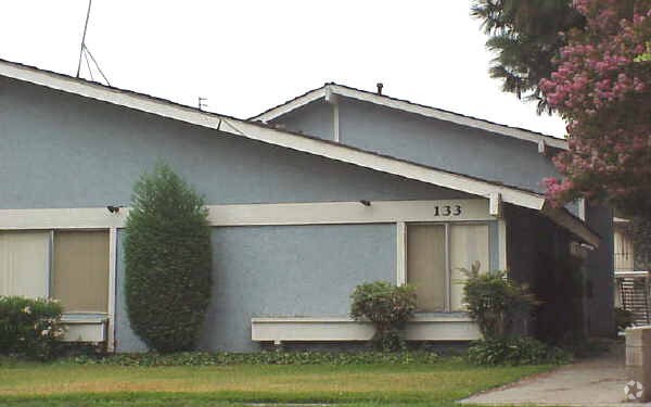 Building Photo - 133 Linda Way
