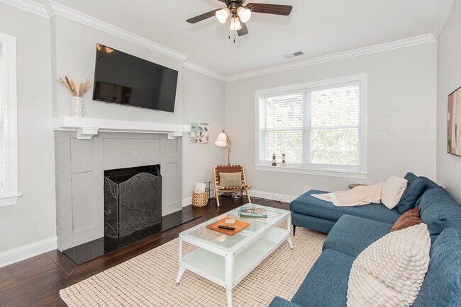 Foto del edificio - 2015 McNair Ave