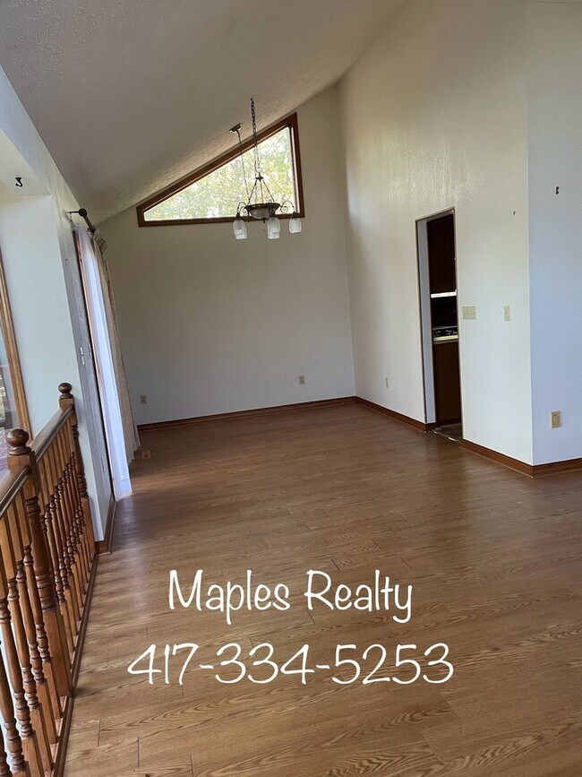 Foto del edificio - NEW LISTING - 3 bedroom, 2.5 bath in Ridgedale, MO near Big Cedar Lodge