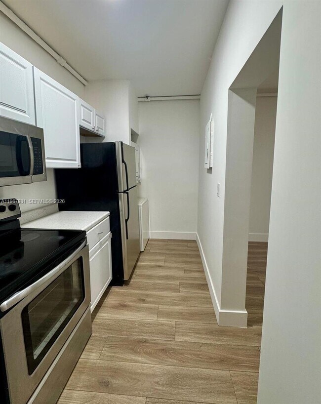 Foto del edificio - 842 Himmarshee St