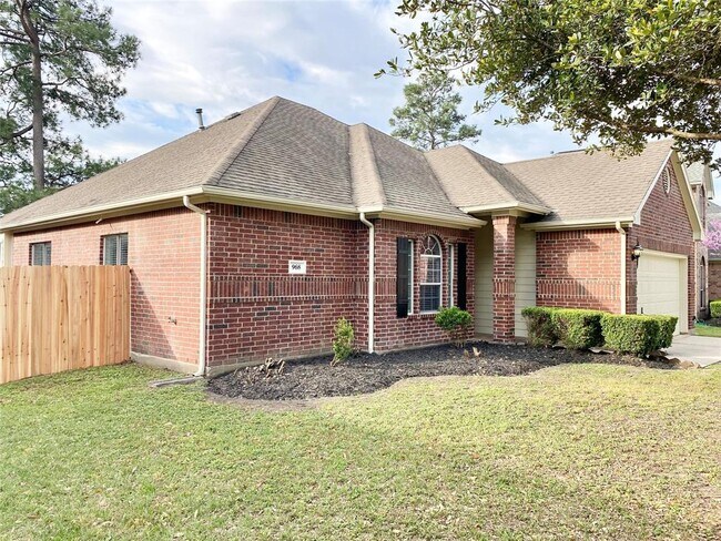 Building Photo - 968 Fife Dr