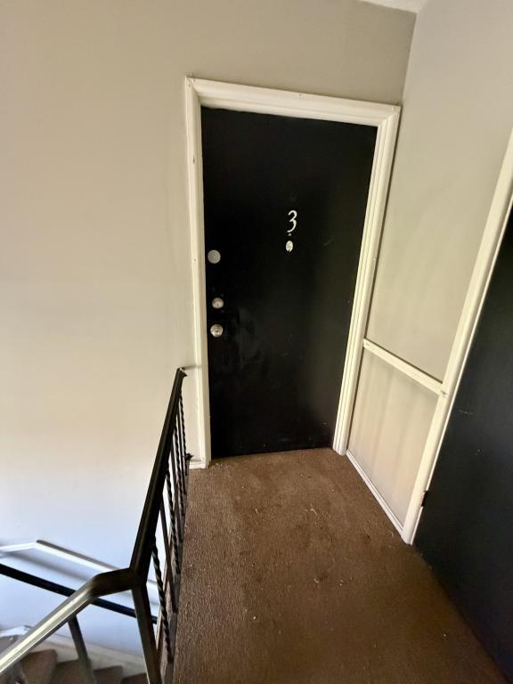 Building Photo - 841 Moyer Ave