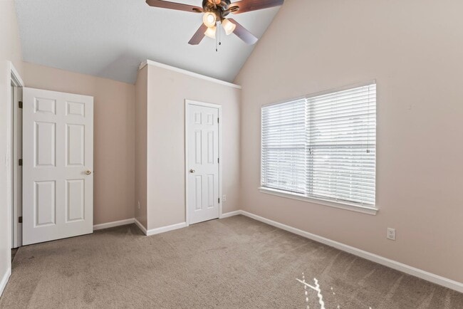 Building Photo - 1650 Deer Crossing Terrace