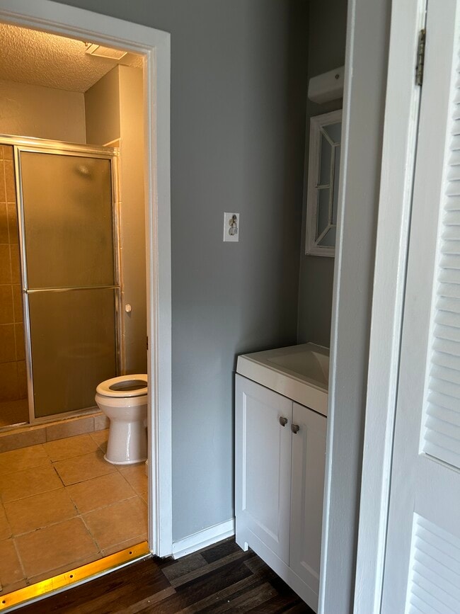 Building Photo - 2814 Los Gatos Ct
