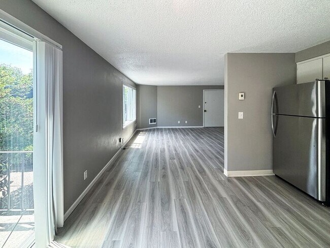 Foto del edificio - 1109-D West 6th Avenue