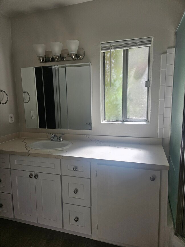 Foto del edificio - Canyon Gardens